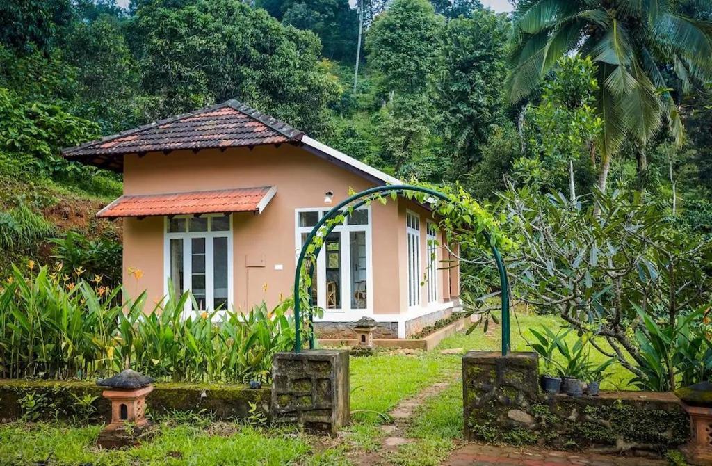 After The Rains - Rainforest Lodge Meppadi Luaran gambar