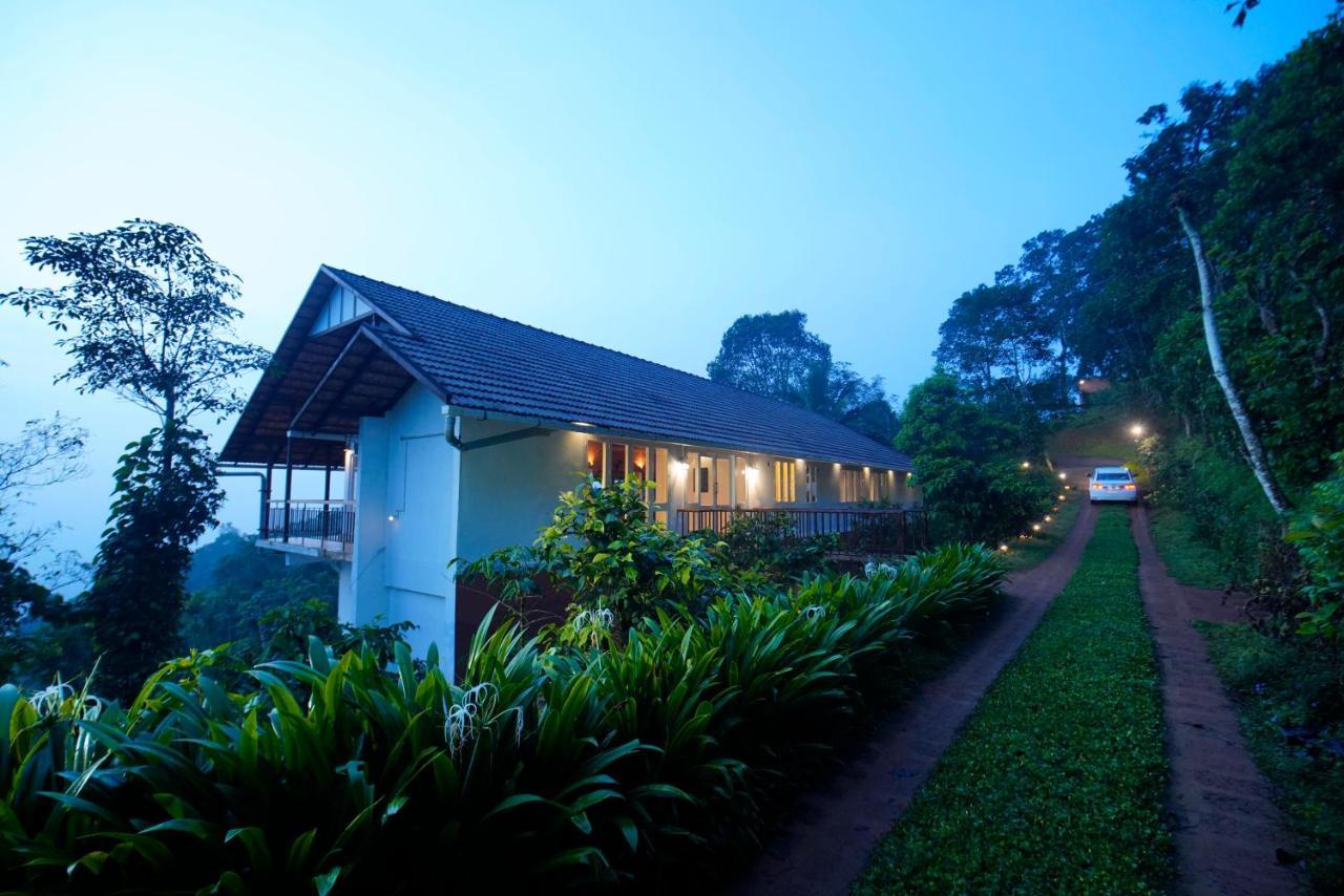 After The Rains - Rainforest Lodge Meppadi Luaran gambar